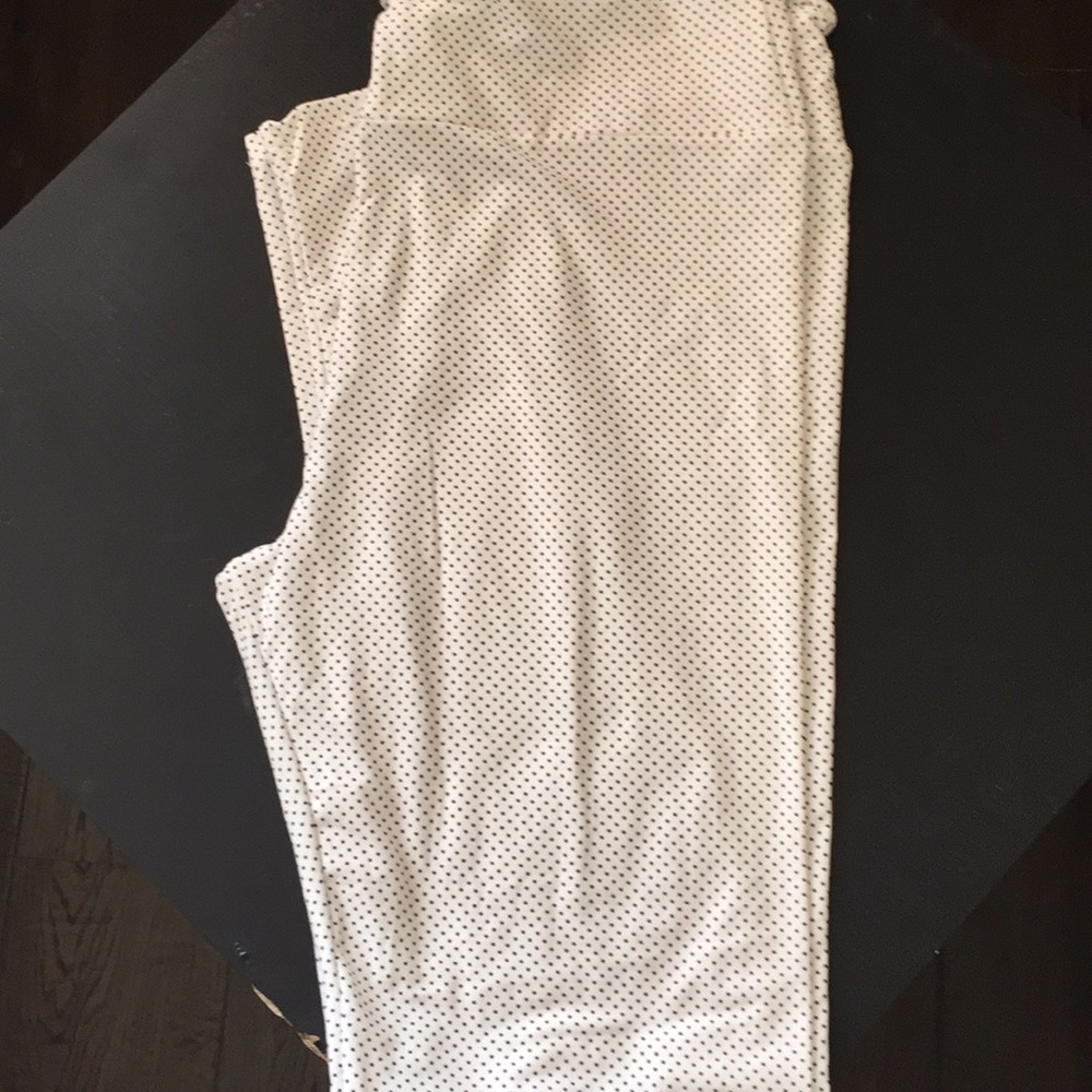Lularoe tall and Curvy leggings